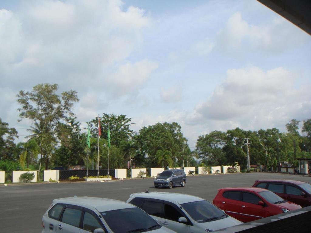 Ck Tanjungpinang Hotel And Convention Centre Luaran gambar