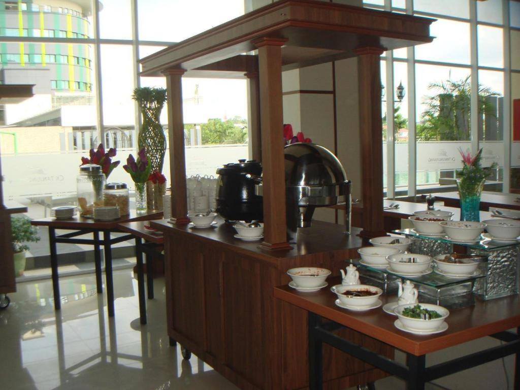 Ck Tanjungpinang Hotel And Convention Centre Luaran gambar